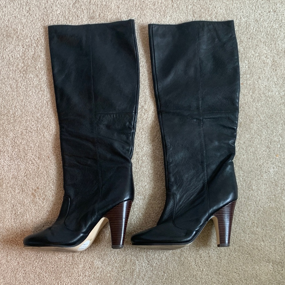 Chic Black Leather Heeled Boots